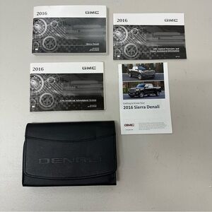 2016 GMC Sierra Denali Owners Manual w/ Navigation Supplement & Case